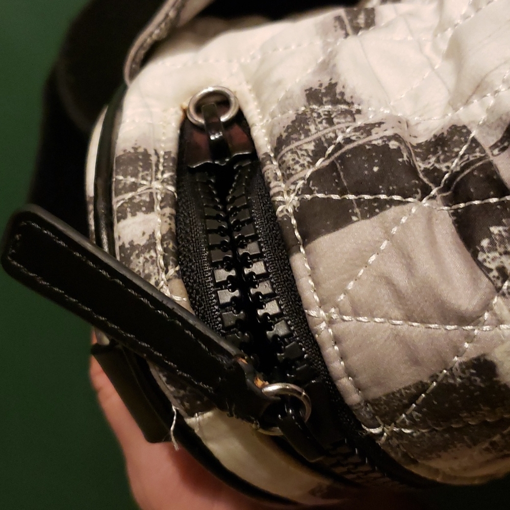 Nicole Miller diaper bag. Modern design. - Picture 2 of 3